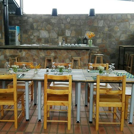 Urban Lodge Bujumbura Bagian luar foto