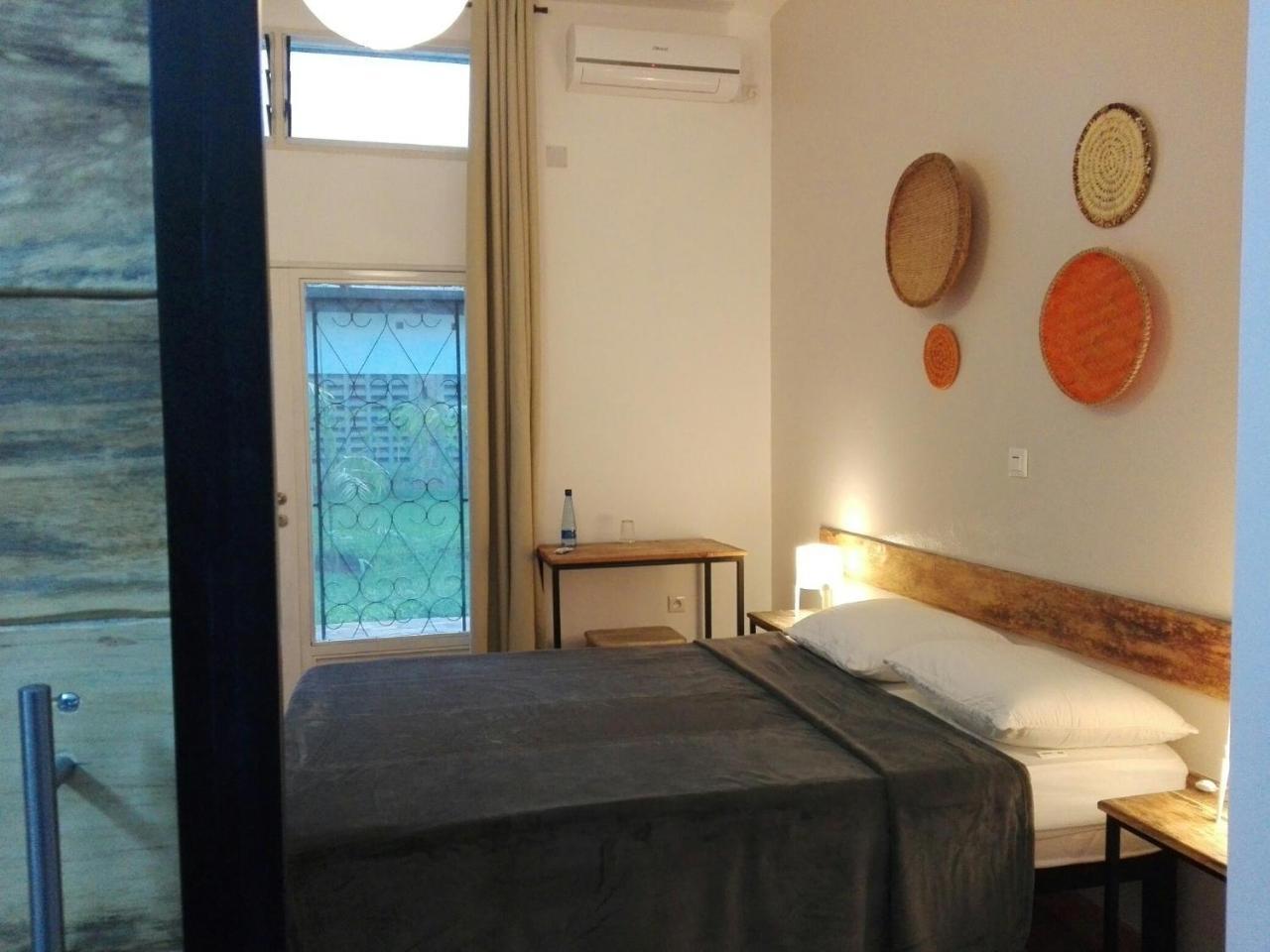 Urban Lodge Bujumbura Bagian luar foto